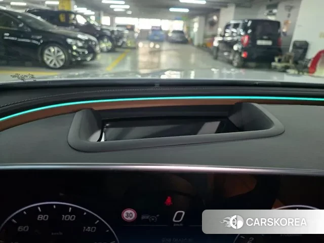 Mercedes-Benz E-Class W214 2024 Белый из Кореи, фото 5