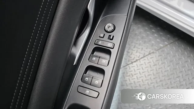 Hyundai The New Avante Hybrid (CN7) 2024 Белый из Кореи, фото 5