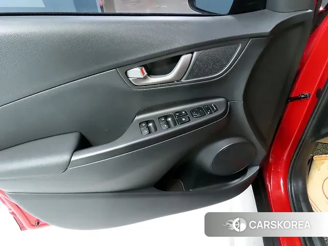 Hyundai Kona 2020 Красный из Кореи, фото 5