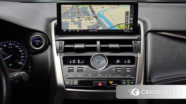 Lexus NX300h 2019 Песочный из Кореи, фото 5