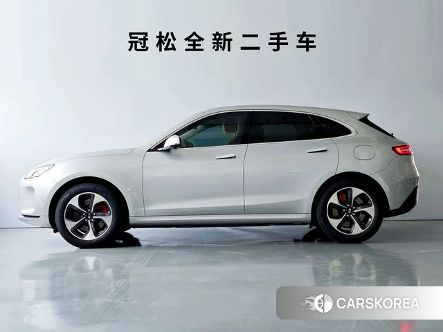 AITO Ask the world M5 2022 Серебристо-серый из Китая, фото 5