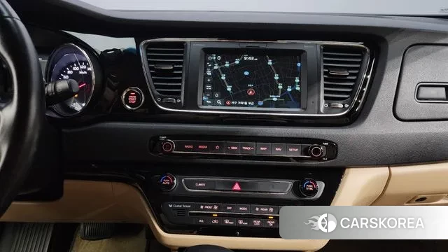 Kia The New Carnival 2018 Черный из Кореи, фото 5