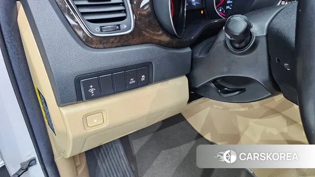 Kia The New Carnival 2019 Белый из Кореи, фото 5