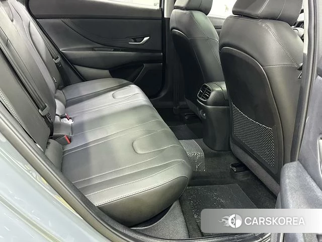 Hyundai Elantra 2022 Темно-серый из Китая, фото 5