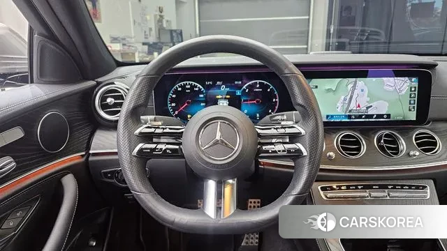 Mercedes-Benz E-Class W213 2021 Песочный из Кореи, фото 5