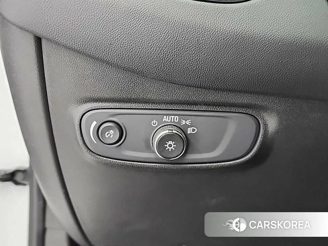 Chevrolet (GM Daewoo) The New Equinox 2022 Белый из Кореи, фото 5