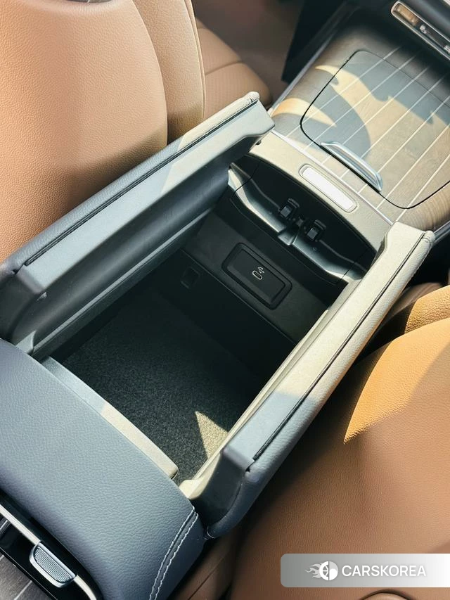Mercedes-Benz E-class 2024 Черный из Китая, фото 5