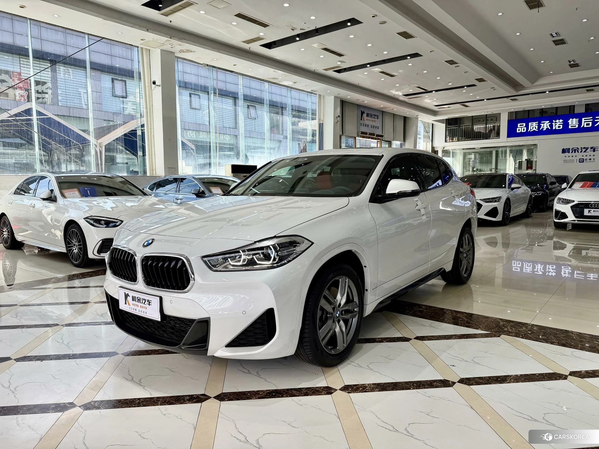 BMW X2 2022 Белый из Китая, фото 5