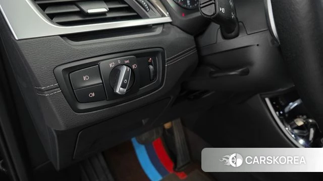 BMW X1 (F48) 2021 Черный из Кореи, фото 5