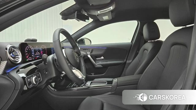 Mercedes-Benz A-Class W177 2025 Черный из Кореи, фото 5
