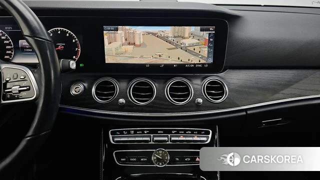 Mercedes-Benz E-Class W213 2018 Черный из Кореи, фото 5