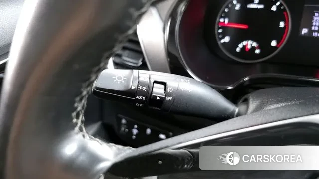 Kia Seltos 2019 Белый из Кореи, фото 5