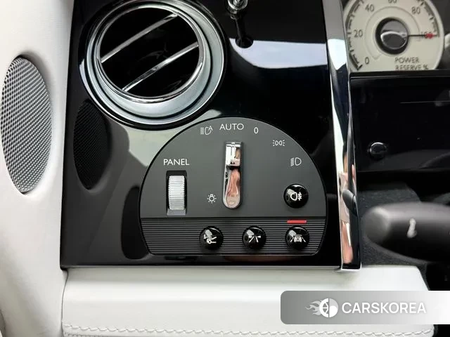 Rolls-Royce Lace 2021 Серебристо-серый из Кореи, фото 5