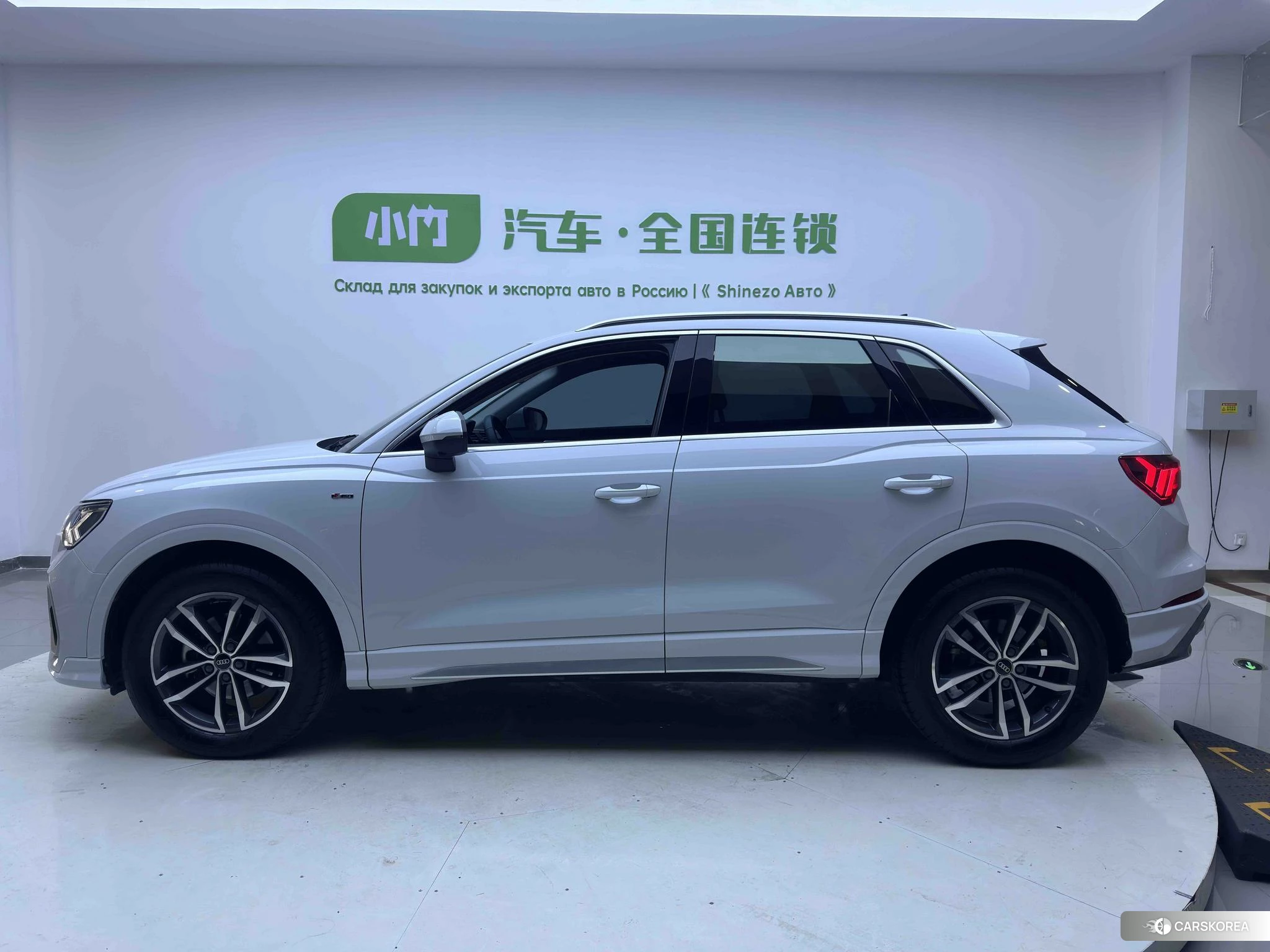 Audi Q3 2021 Белый из Китая, фото 5