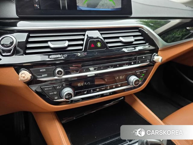 BMW 5 Series (G30) 2018 Синий из Кореи, фото 5