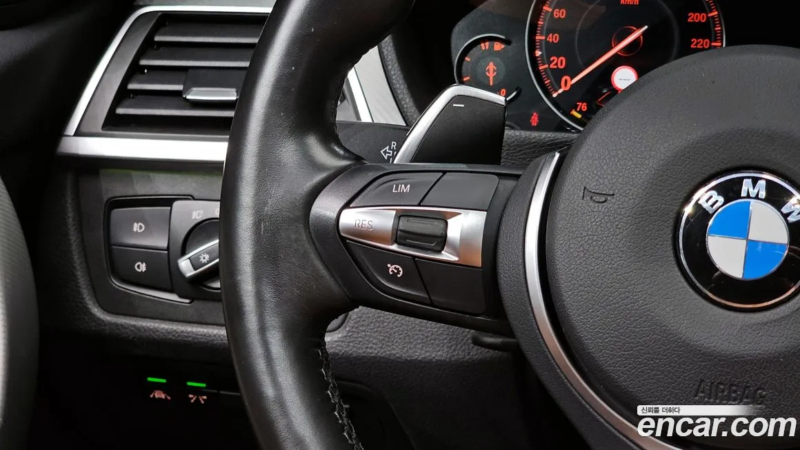 BMW 3 Series (F30) 2018 Белый из Кореи, фото 5