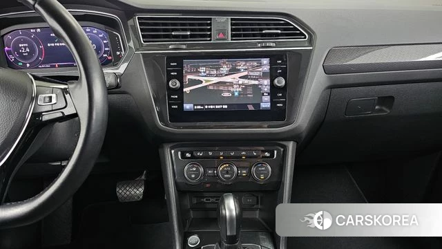 Volkswagen Tiguan second Generation 2020 Белый из Кореи, фото 5