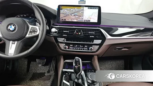 BMW 5 Series (G30) 2022 Черный из Кореи, фото 5