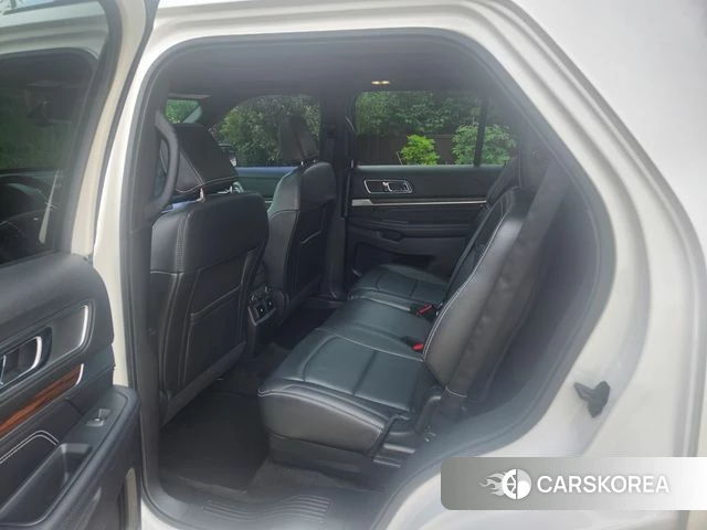 Ford Explorer 2018 Белый из Кореи, фото 5