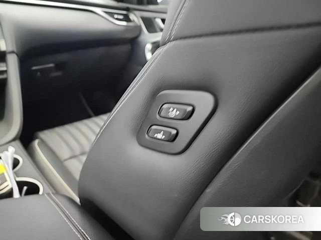 Genesis G70 2018 Черный из Кореи, фото 5