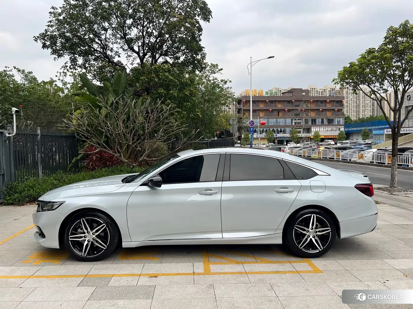 Honda Accord 2023 Белый из Китая, фото 5
