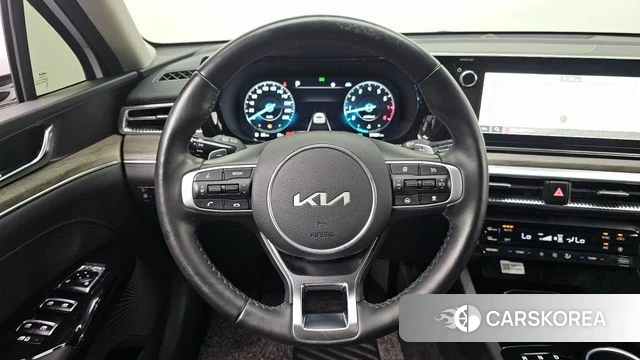 Kia K5 3rd generation 2022 Белый из Кореи, фото 5