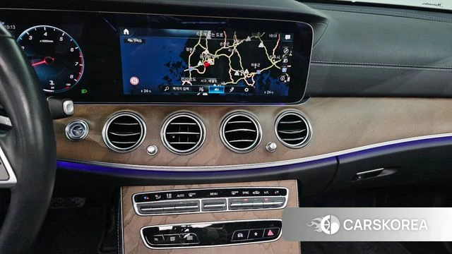 Mercedes-Benz E-Class W213 2021 Черный из Кореи, фото 5