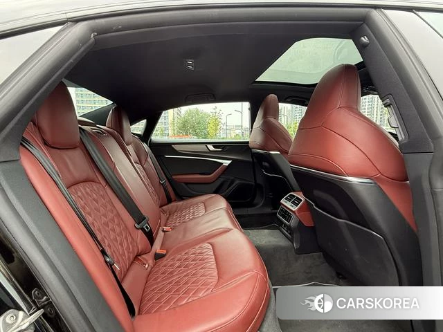Audi A7L 2025 Черный из Китая, фото 5