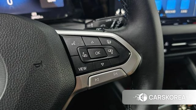 Volkswagen Golf 8th Generation 2022 Белый из Кореи, фото 5