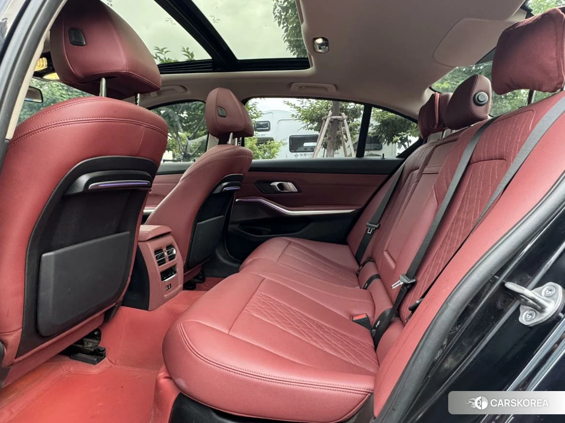 BMW 3 series 2022 Черный из Китая, фото 5