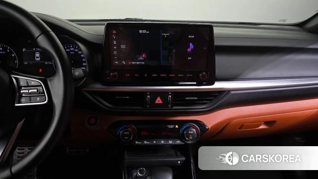 Kia The New K3 2nd generation 2024 Белый из Кореи, фото 5