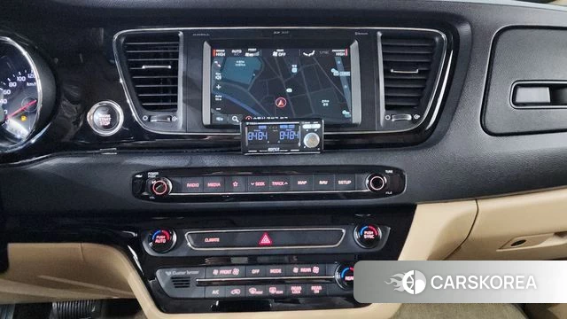 Kia The New Carnival 2018 Черный из Кореи, фото 5