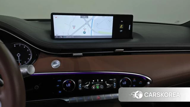 Genesis GV70 2022 Белый из Кореи, фото 5