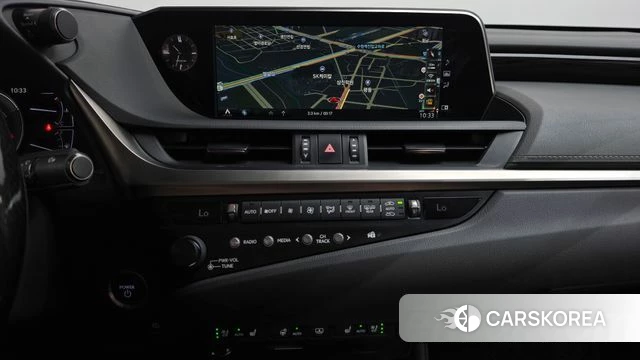 Lexus ES300h 7th generation 2018 Зеленый из Кореи, фото 5
