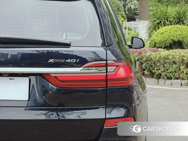 BMW X7 2021 Черный из Китая, фото 5