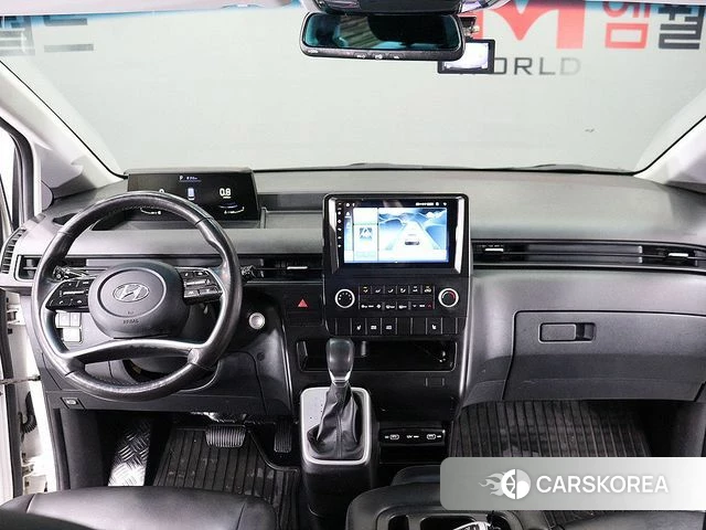 Hyundai Staria 2023 Белый из Кореи, фото 5