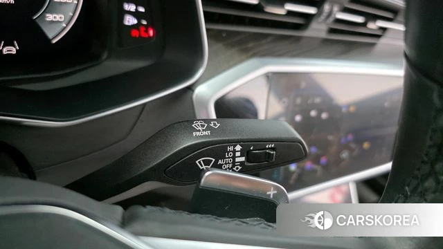 Audi A6 (C8) 2022 Черный из Кореи, фото 5