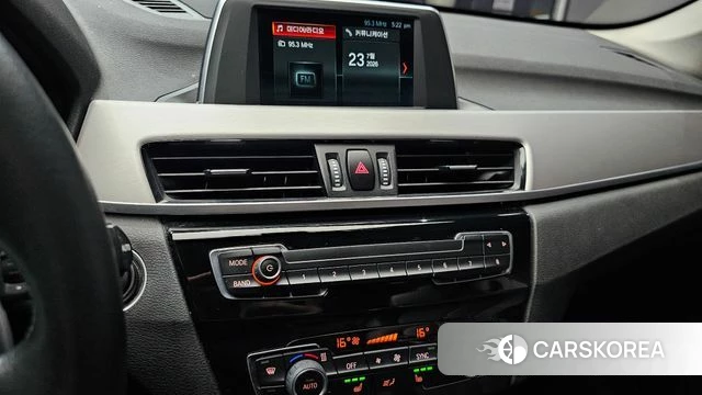 BMW X1 (F48) 2020 Белый из Кореи, фото 5