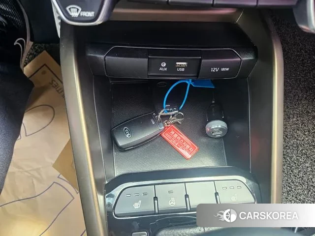 Kia Stonic 2018 Красный из Кореи, фото 5