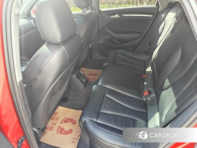 Audi A3 2018 Красный из Китая, фото 5