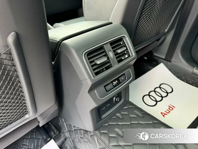 Audi Q5L 2022 Черный из Китая, фото 5