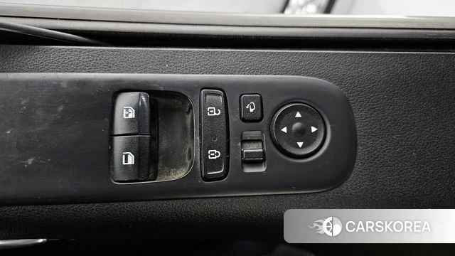 Hyundai Staria 2022 Серебряный из Кореи, фото 5