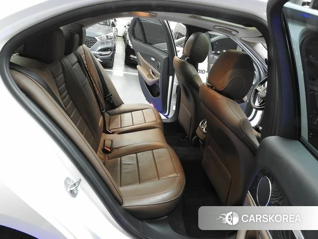 Mercedes-Benz E-Class W213 2018 Белый из Кореи, фото 5