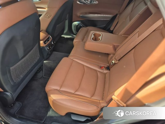 Genesis GV70 2023 Черный из Кореи, фото 5