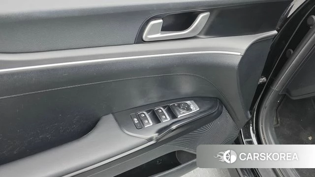 Kia K5 3rd generation 2022 Черный из Кореи, фото 5