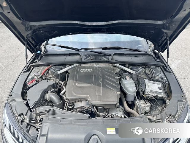Audi A4L 2023 Темно-серый из Китая, фото 5