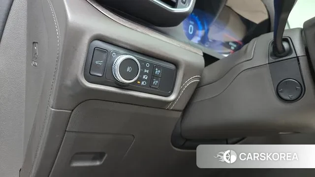 Ford Explorer 6th Generation 2021 Белый из Кореи, фото 5