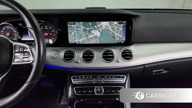 Mercedes-Benz E-Class W213 2019 Белый из Кореи, фото 5