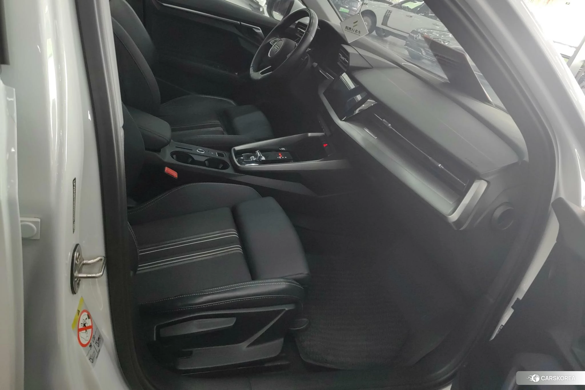 Audi A3 2022 Белый из Китая, фото 5