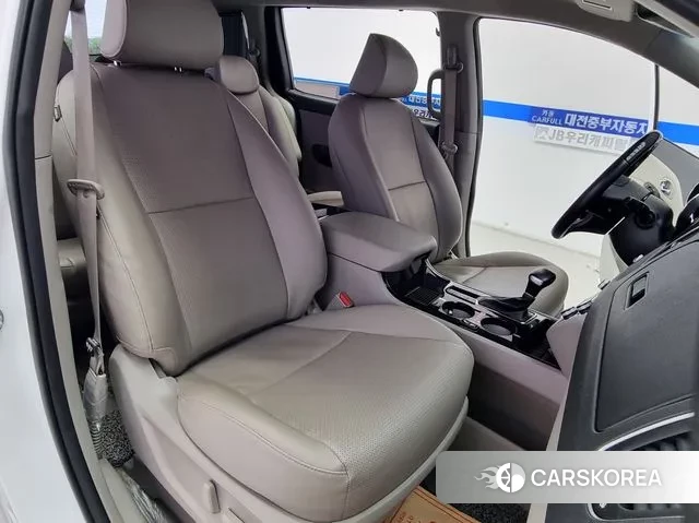 Kia The New Carnival 2018 Белый из Кореи, фото 5